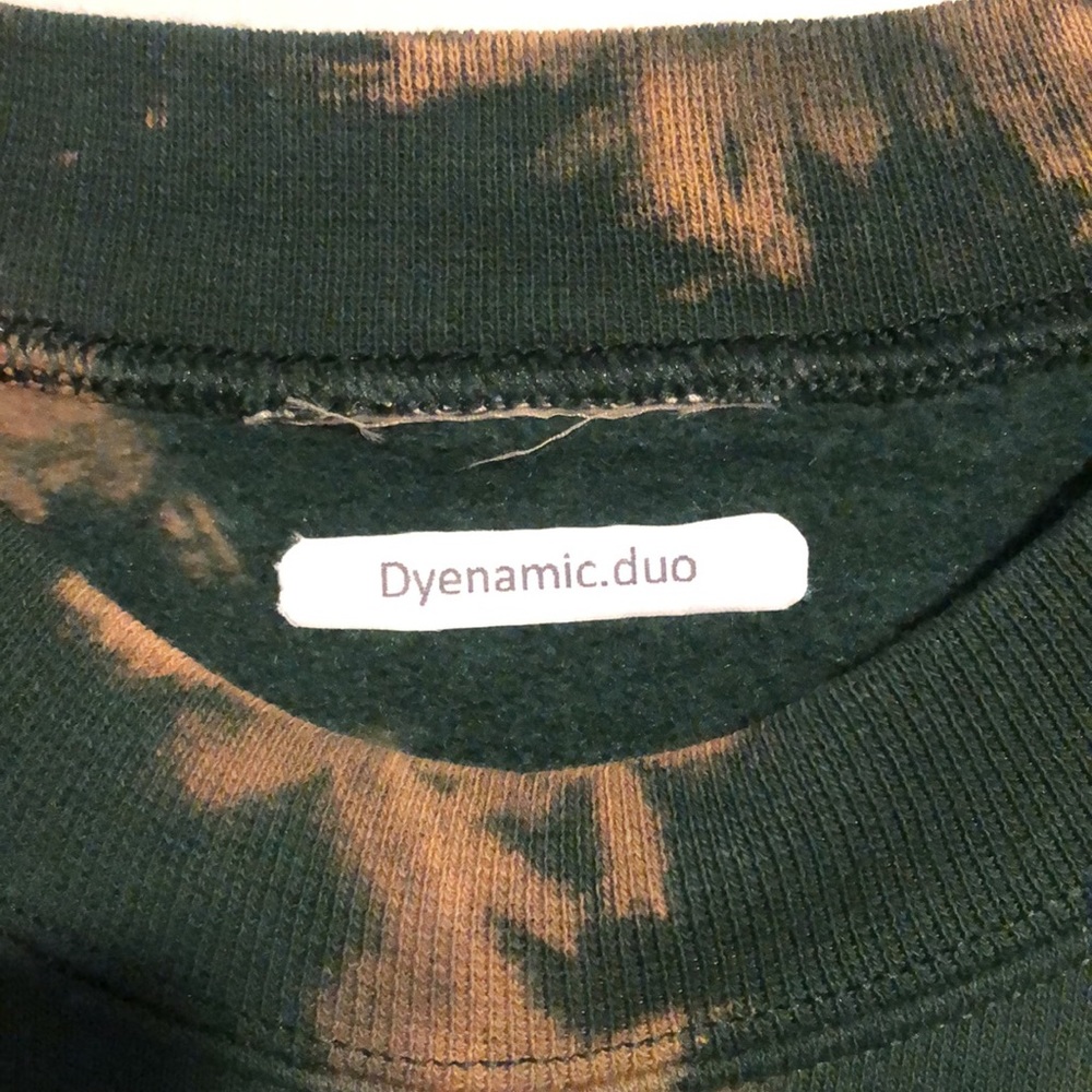 Handmade bleached sweater - Picture 2 of 3